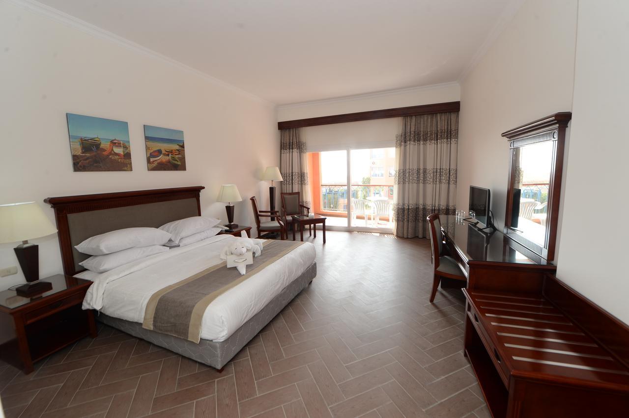 Savanna Empire Spa & Resort Ataqah Экстерьер фото