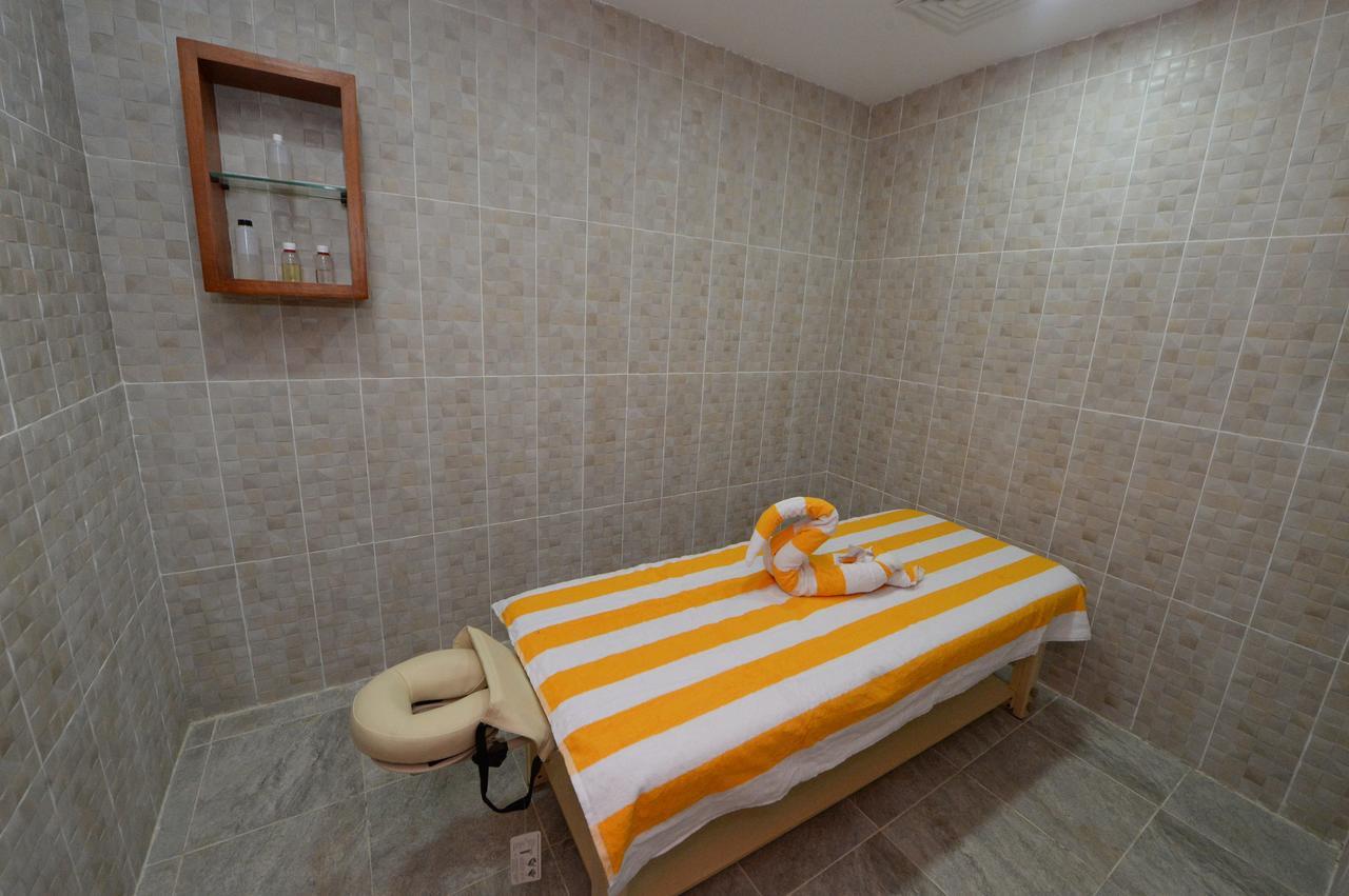 Savanna Empire Spa & Resort Ataqah Экстерьер фото